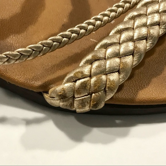 Beautiful Handmade Gold Wedge Sandals - Picture 5 of 6